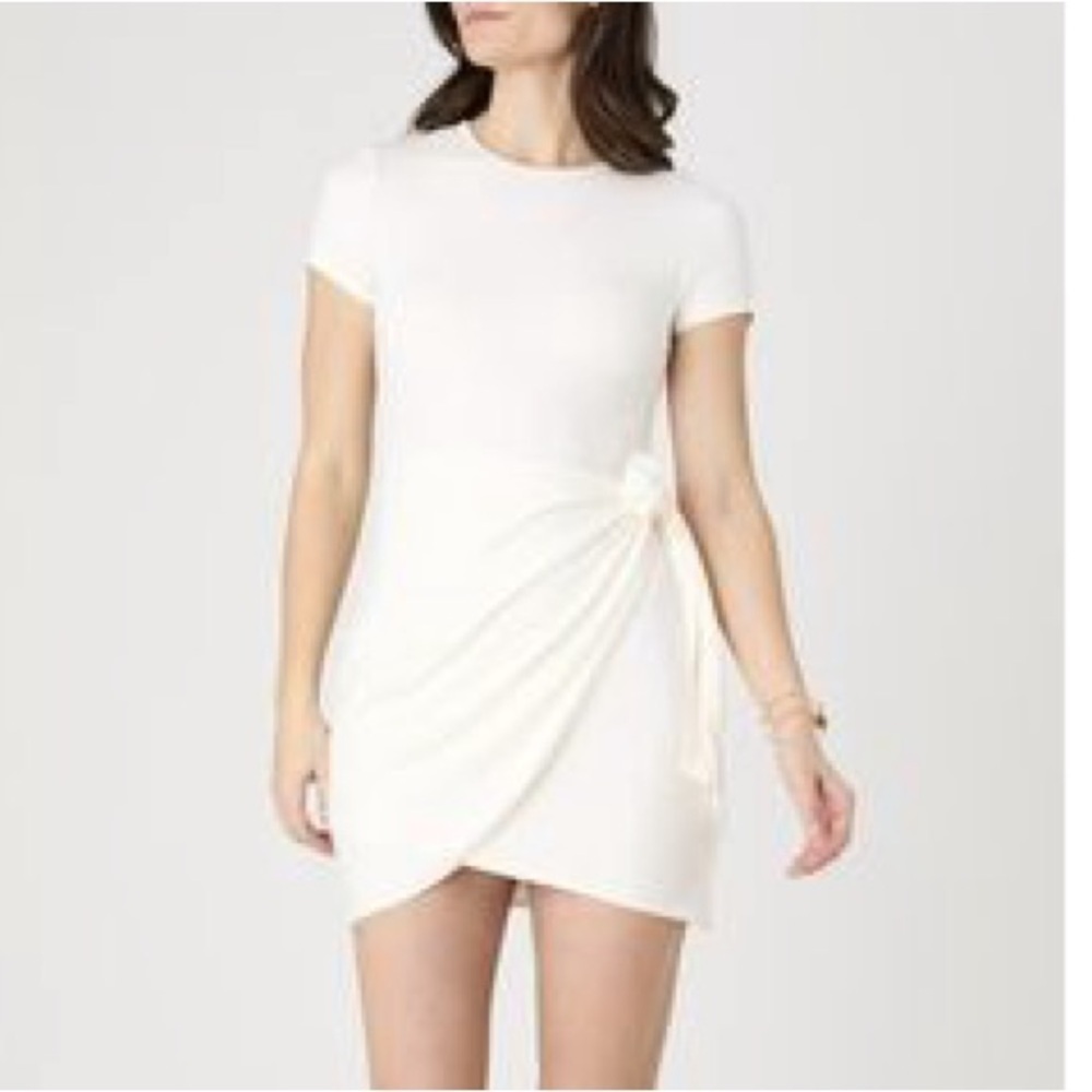 NWT French Connection Short Sleeve Wrap T Shirt Dress Classic Cream White Sz S